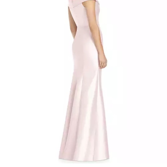 Alfred Sung D760 Off-The-Shoulder Satin Gown in Blush with Slit Size 0 NEW - Picture 3 of 14